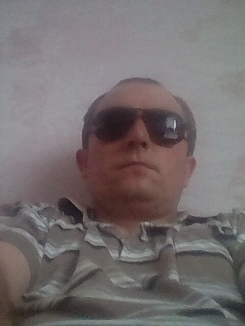  13688677  , 42 ,    