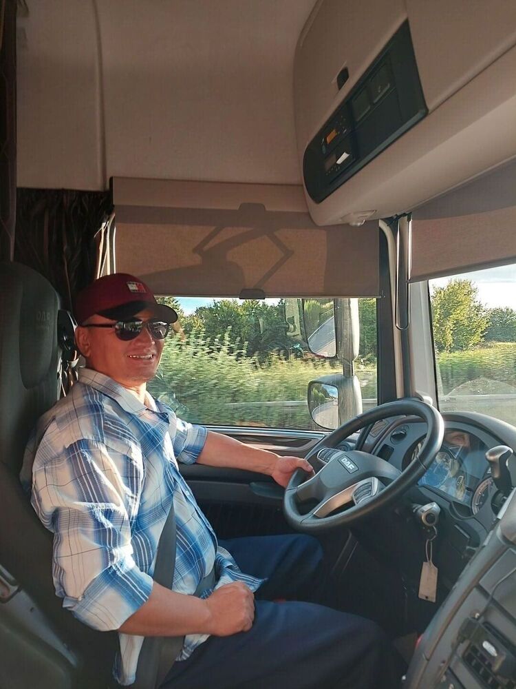  30789217  , 43 ,    -