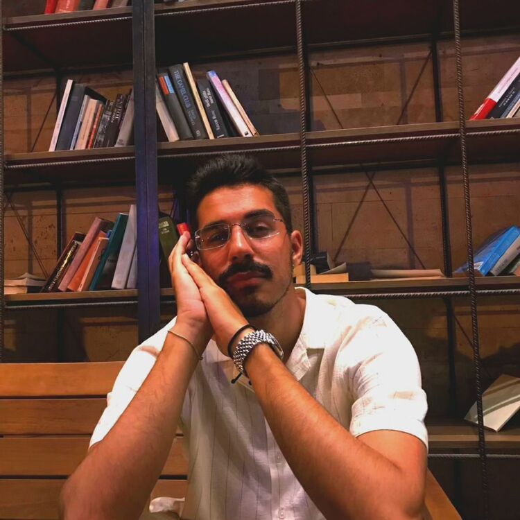  44984927  Yusuf, 28 ,    