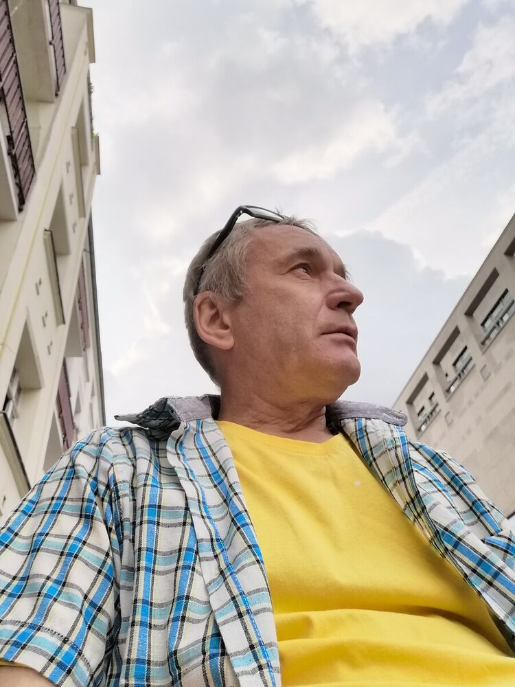  20895987  Nikolay, 61 ,    