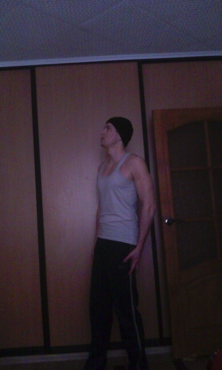  9803977  Maximilian, 30 ,    