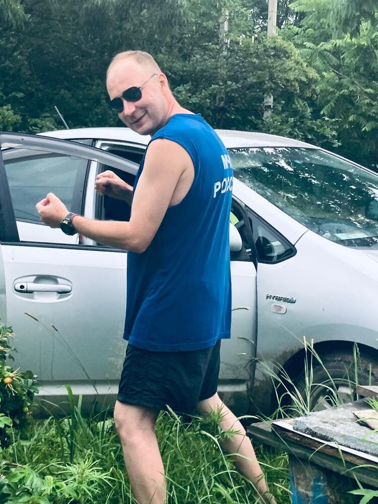  ,   Vladimir, 49 ,   ,   