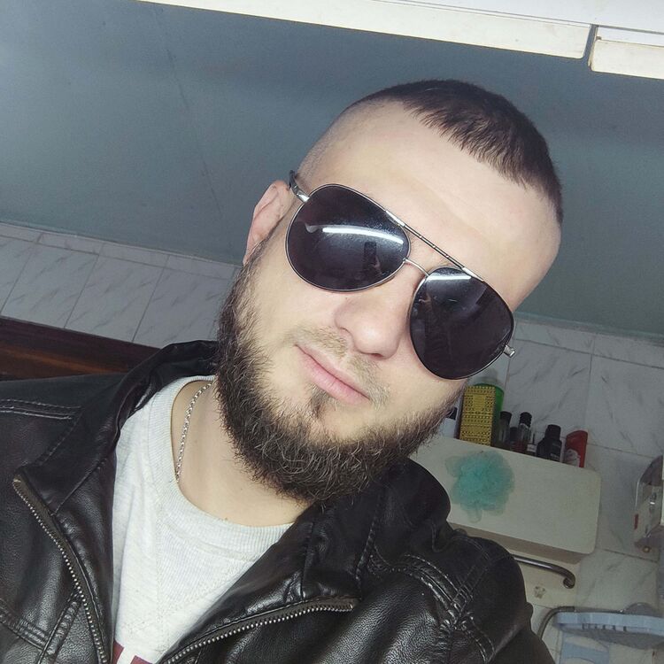  45930727  , 33 ,    