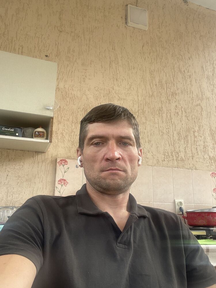  46338187  Maksim, 43 ,    