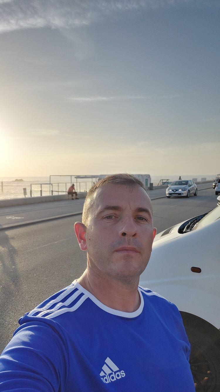  38970837  , 44 ,    
