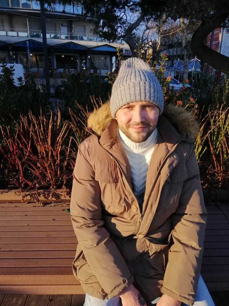  24871157  Andrey, 41 ,    Alanno