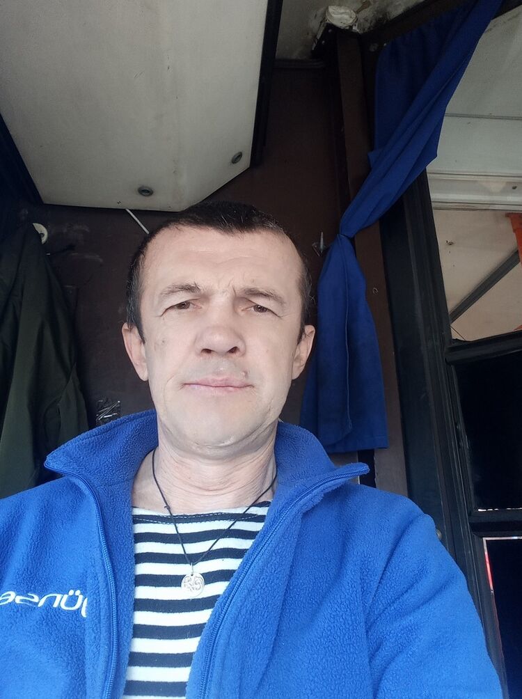 ���� 19860437 ������� �����, 52 ����, ���� ���������� � �����