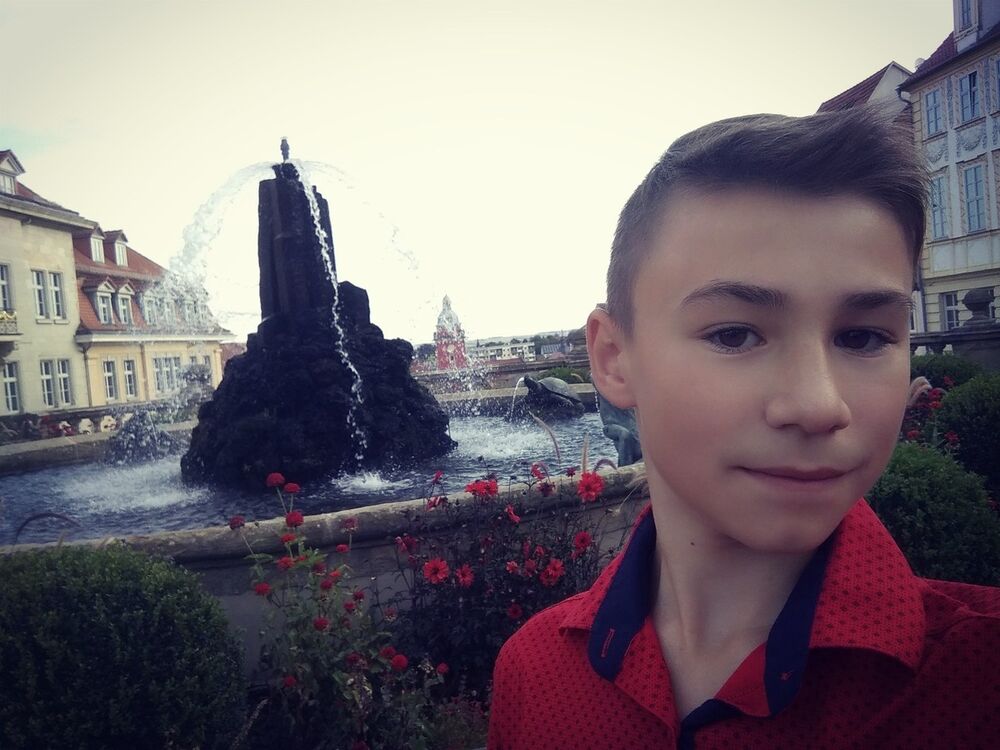  ,   Dima, 25 ,   