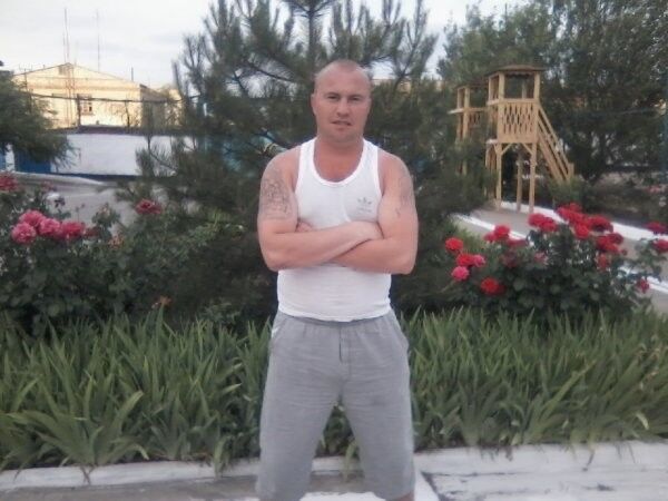  ,   Andrian, 40 ,   ,   , c 