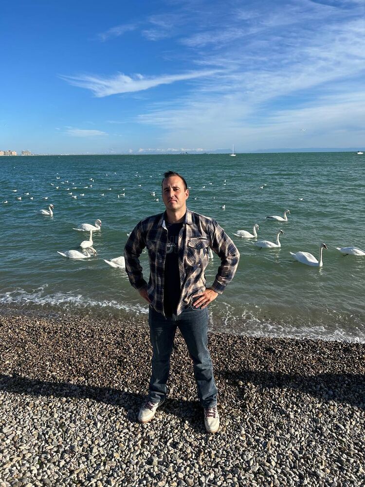  54739007  Leks, 39 ,    