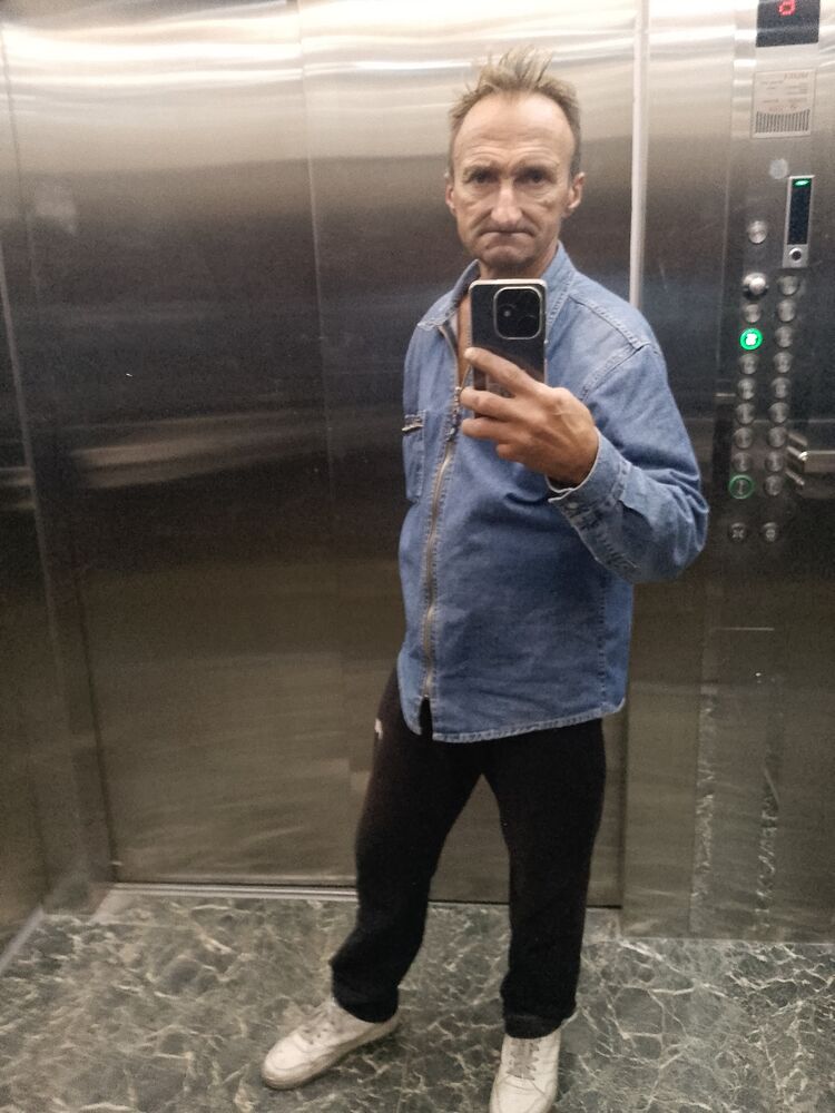  46589897  , 55 ,    