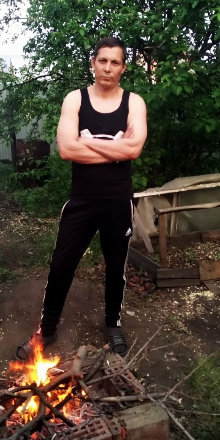  ,   Alexander, 42 ,   c 
