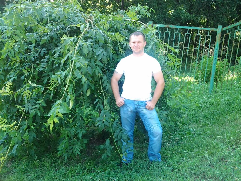  4402327  Andrey, 41 ,    