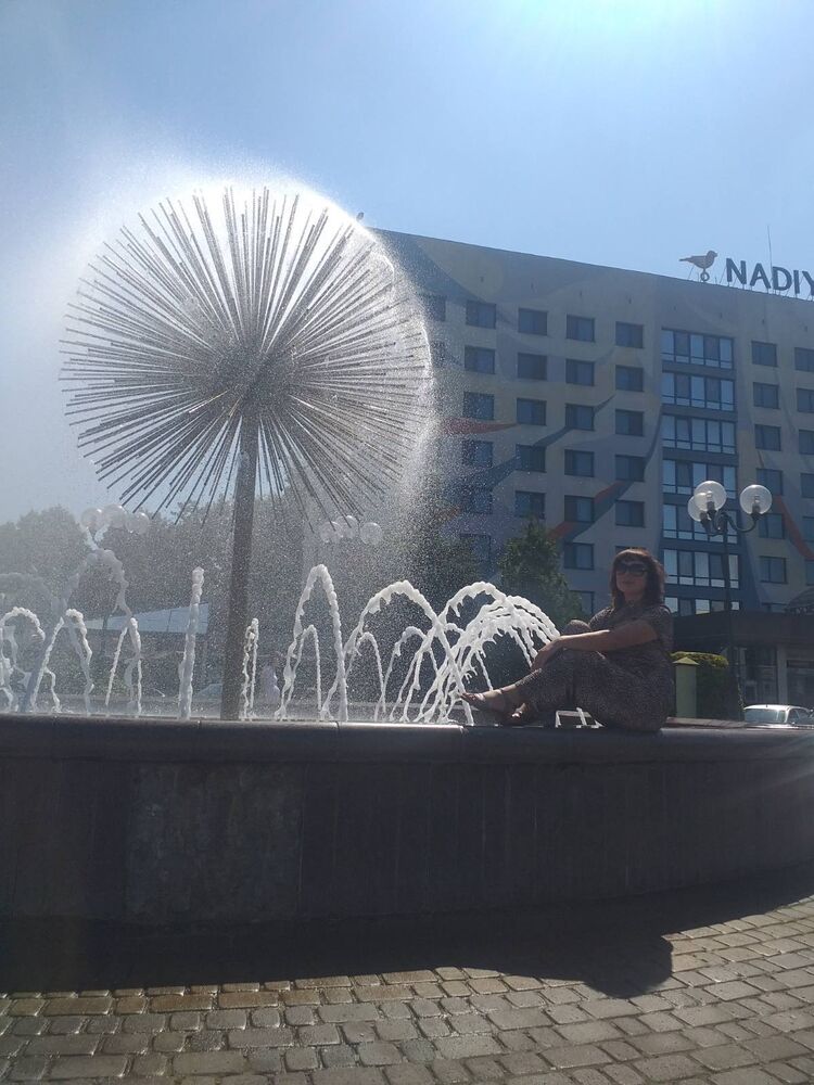  ,   Svitlana, 50 ,     