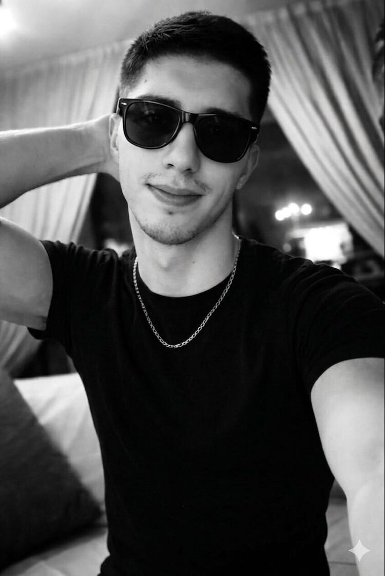 ���� 56316827 ����� Hamlet, 18 ���, ���� ���������� � �������