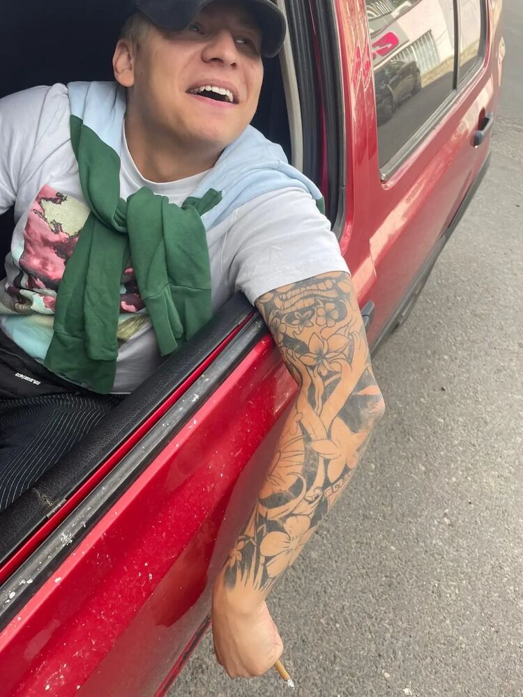 30503827  , 27 ,    