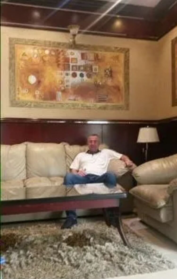  53835257  Anar, 53 ,    