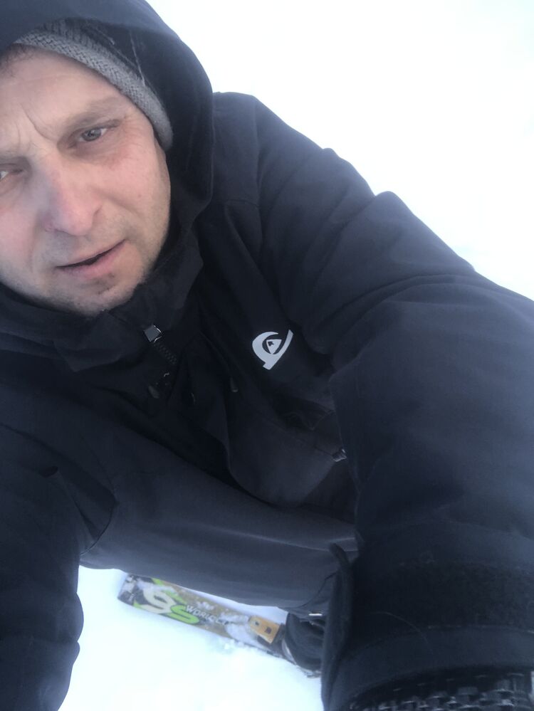  33038787  Oleg, 48 ,    -