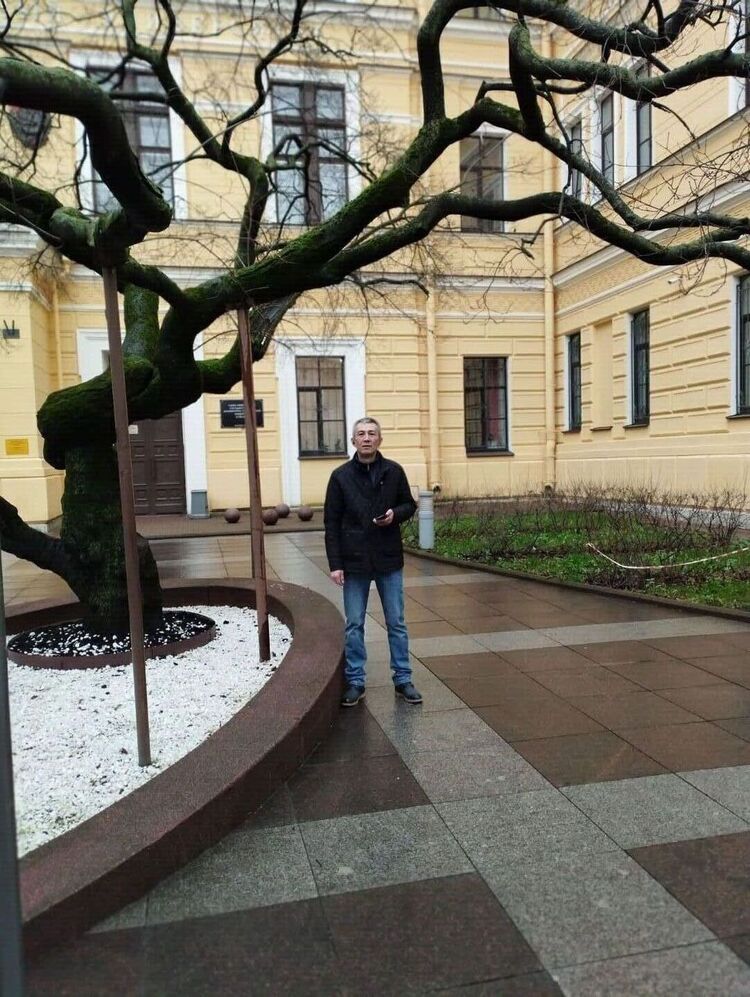  -,   , 48 ,     , c 