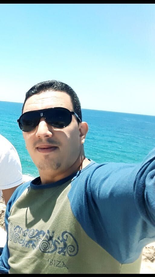 36025847  Hassan, 39 ,    