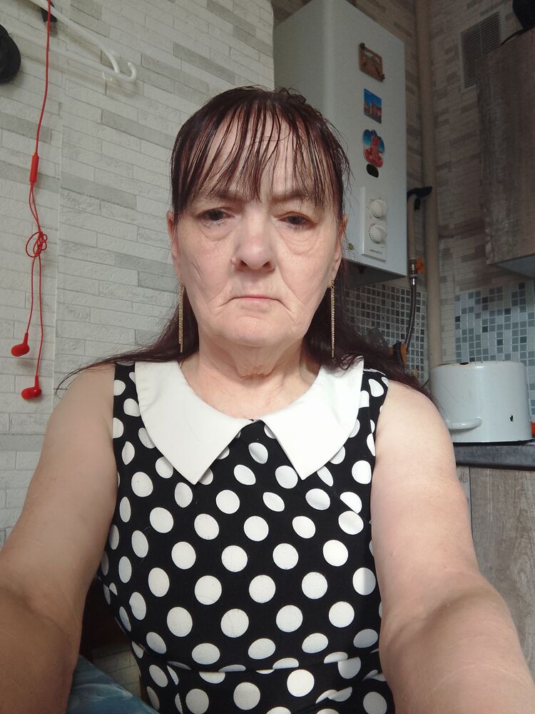  52703637  Olga, 62 ,    