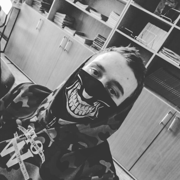 ���� 22317707 ����� �����, 23 ����, ���� ���������� � ������������