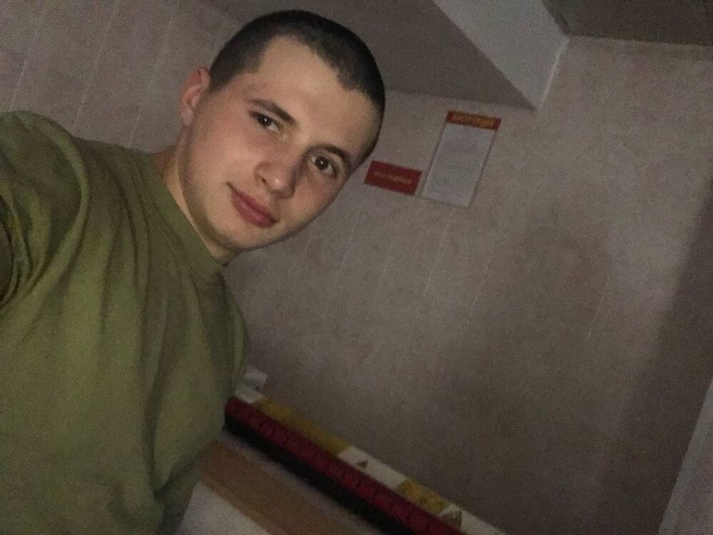 38759177  , 20 ,    