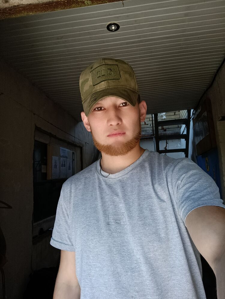  35164467  RUSLAN, 29 ,    