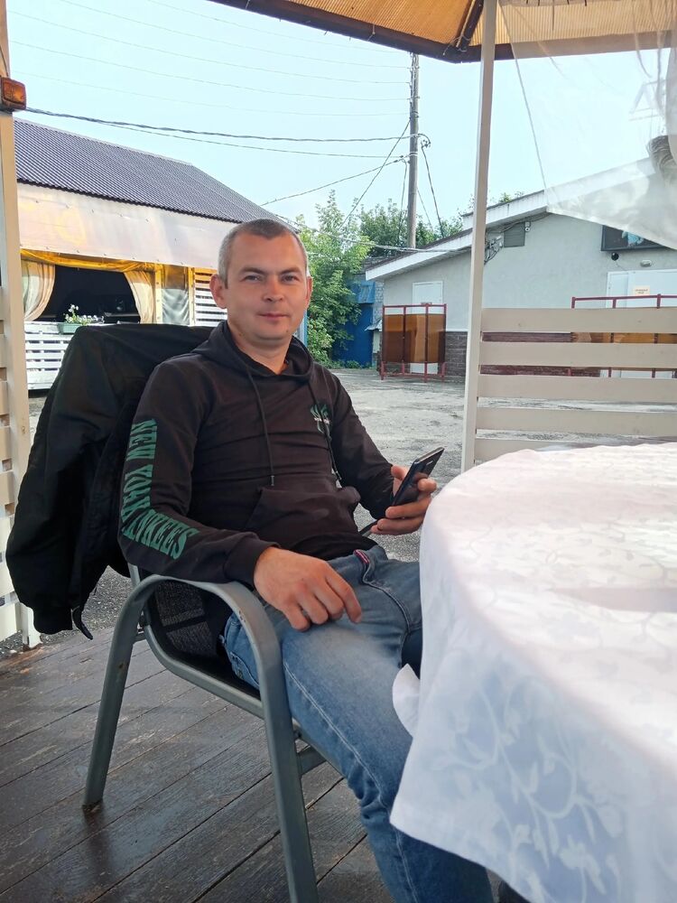  ,   Alexander, 33 ,   ,   , c 