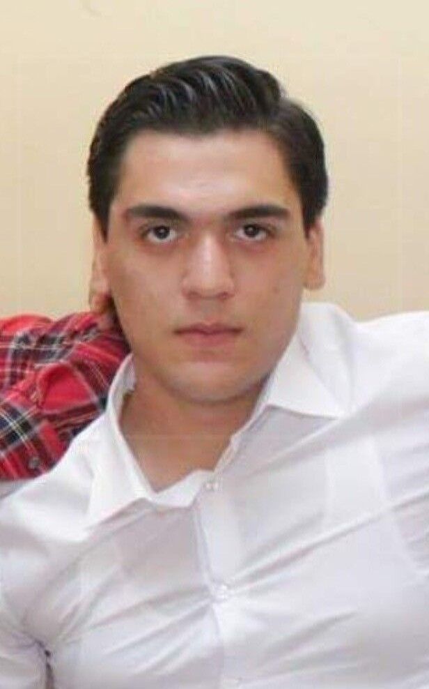  10073547  Arman, 33 ,    
