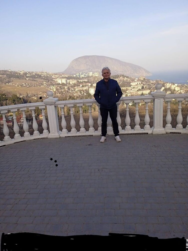  53173197  OLEG, 56 ,    