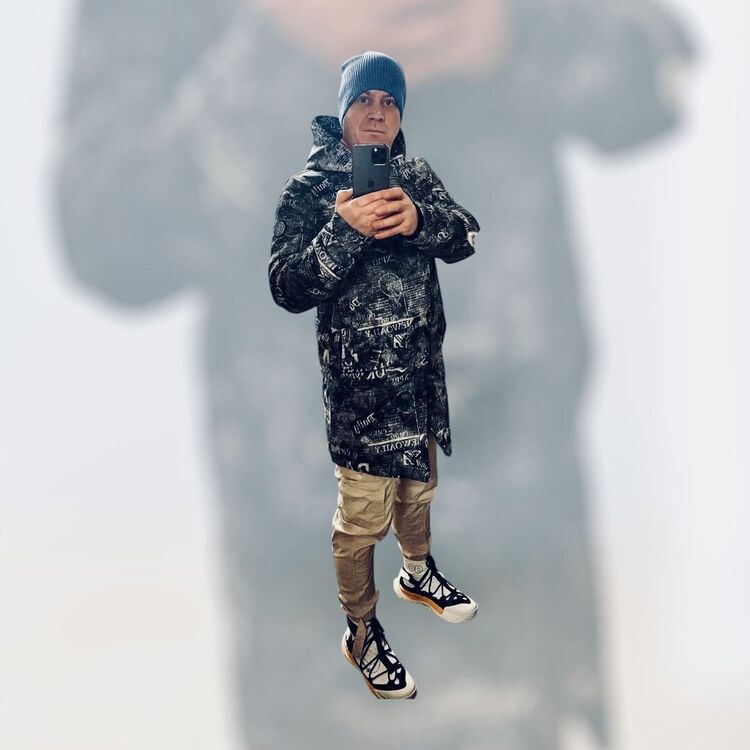  48136717  , 41 ,    