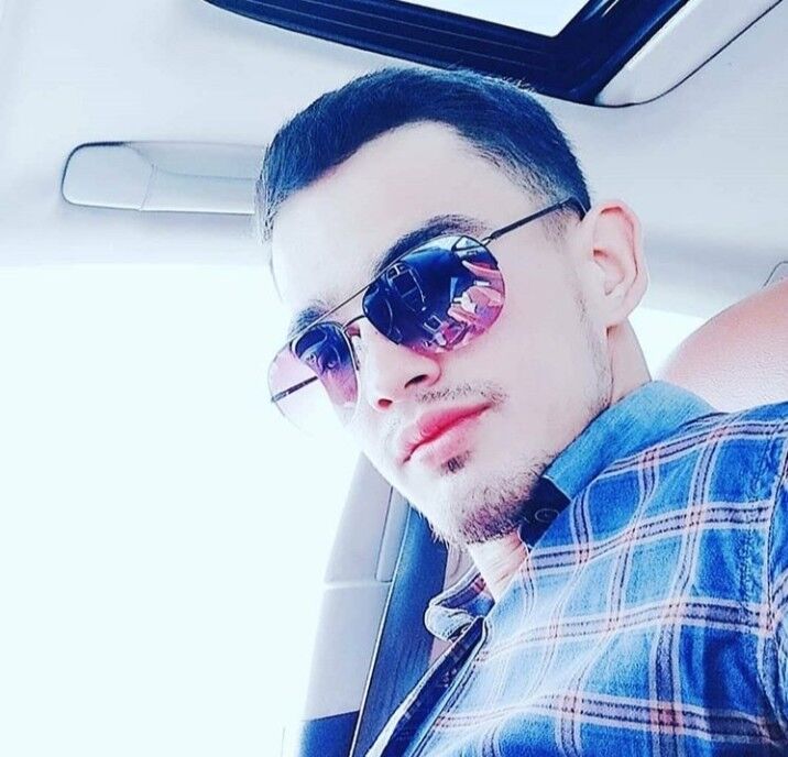  18779717  Kerim, 30 ,    