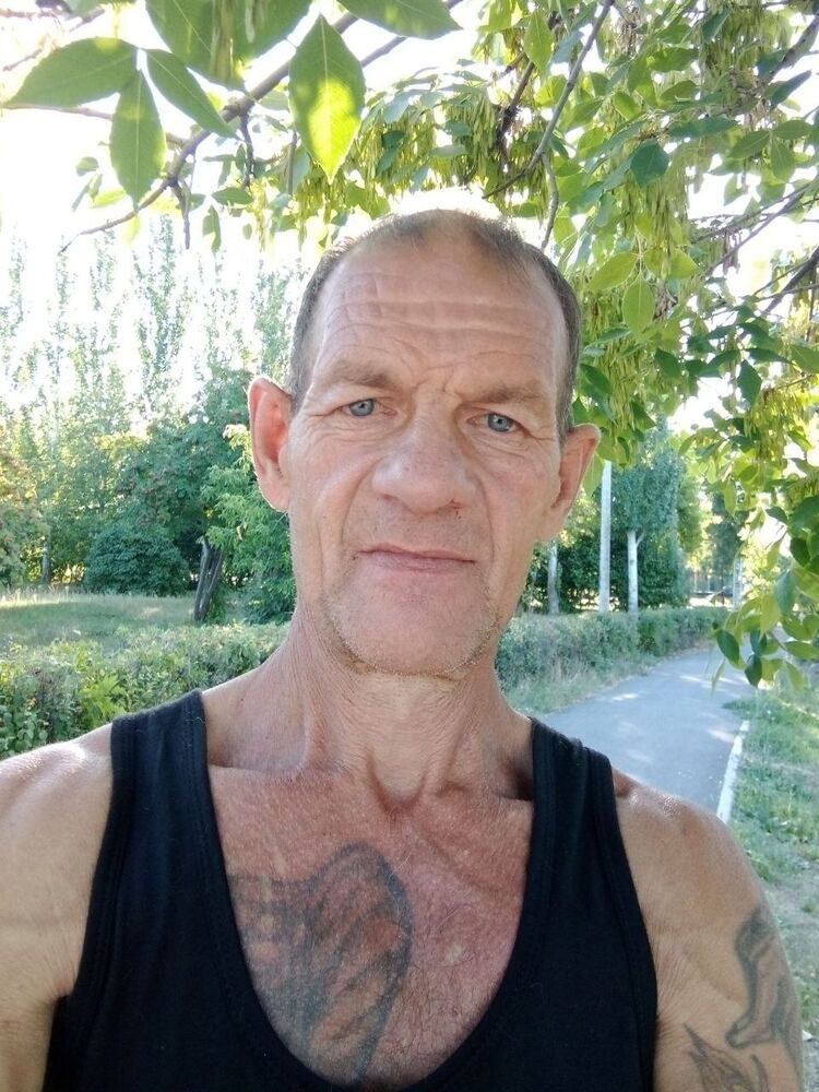 48626367  Evgenij, 54 ,    