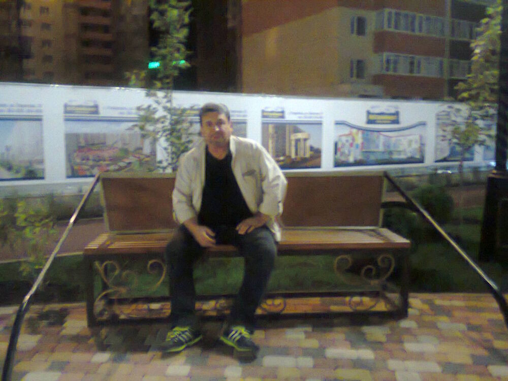  6536837  Sergey, 61 ,    