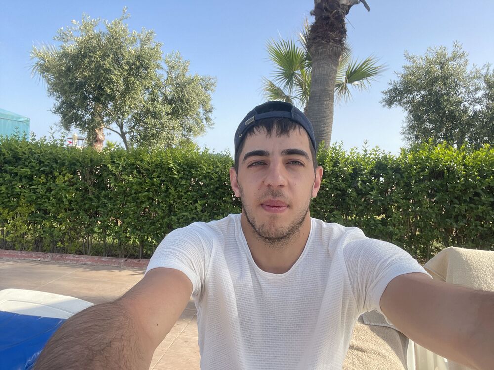 ���� 29453807 ������� Artem, 32 ����, ���� ���������� � ������������