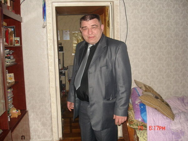  51736847  Esaul, 58 ,    