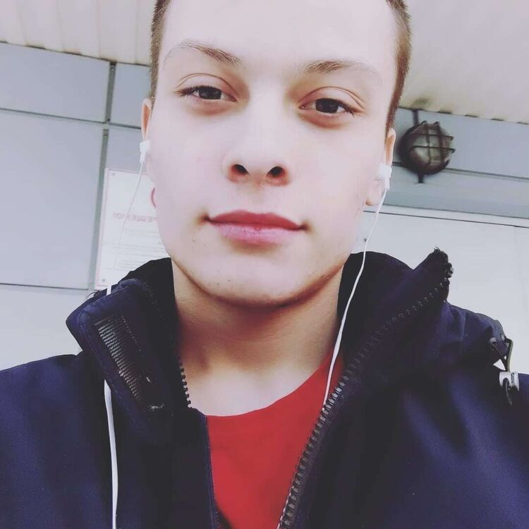  42871437  , 24 ,    