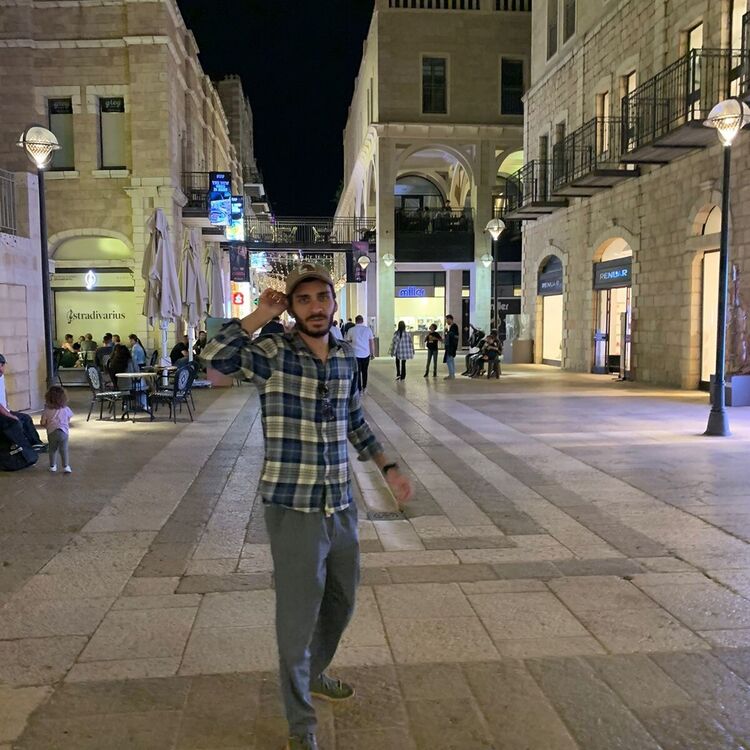 ���� 38089137 ������� Luka, 31 ���, ���� ���������� � �������