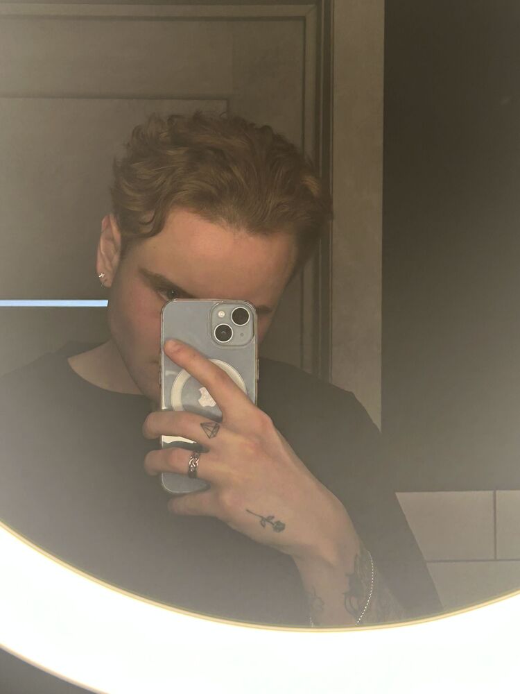  35378737  , 23 ,    