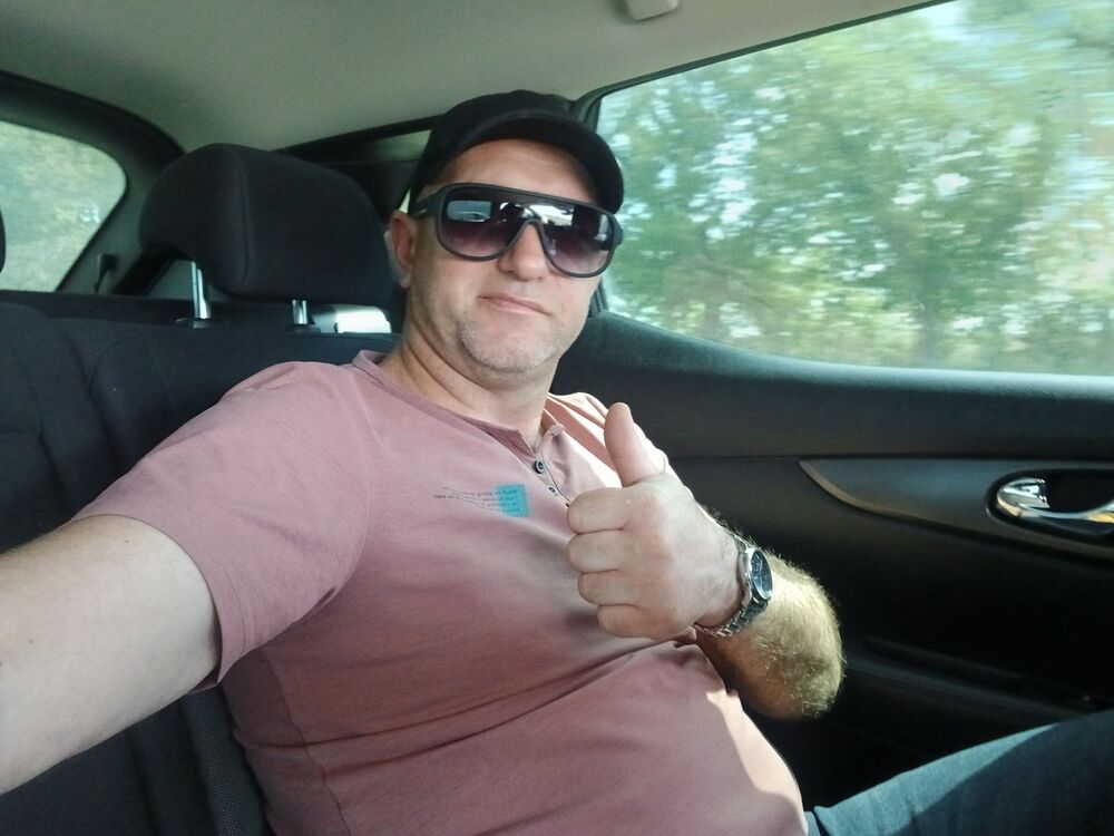  53419767  Alex, 40 ,    