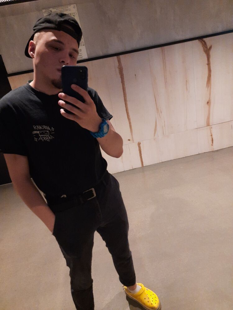  27715647  , 26 ,    -