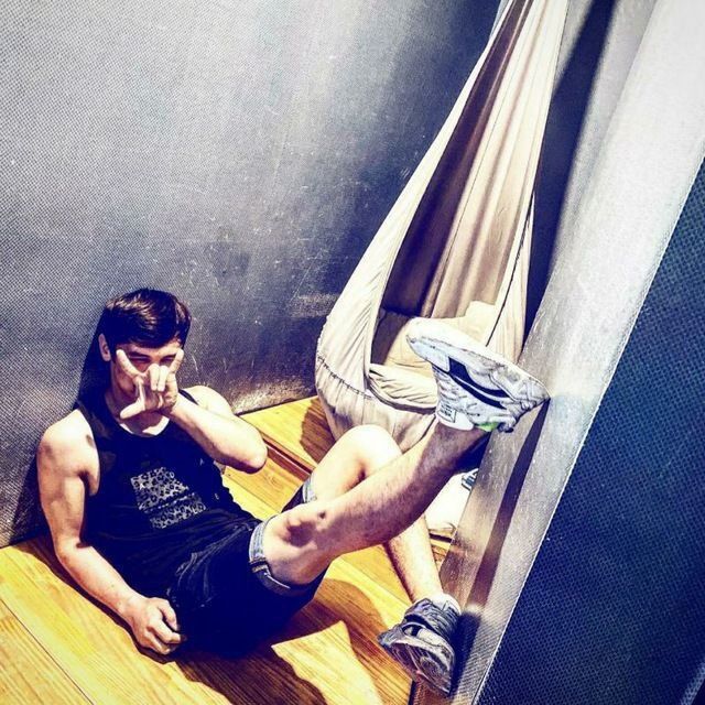  26195207  Alisher, 29 ,    