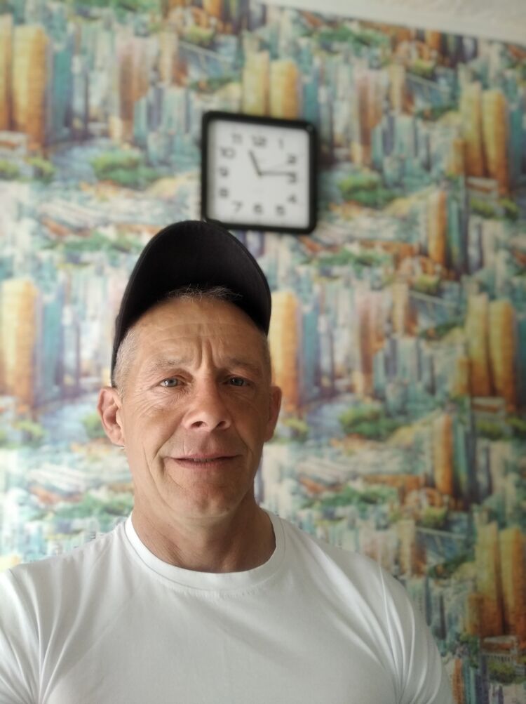  34021247  Sergey, 54 ,     