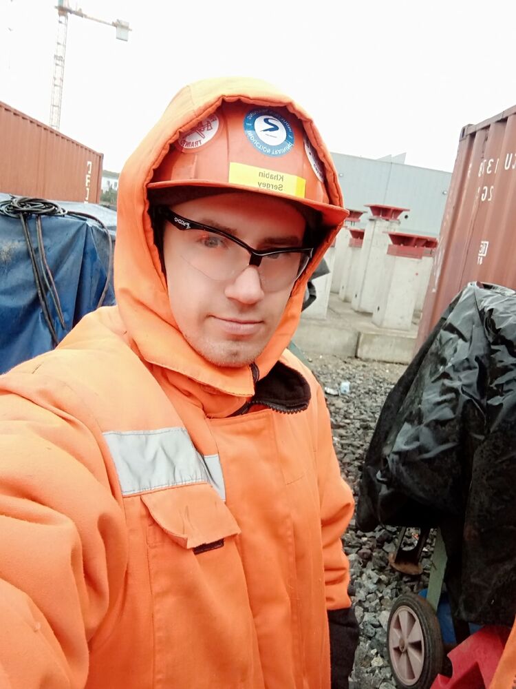  23917867  , 27 ,     