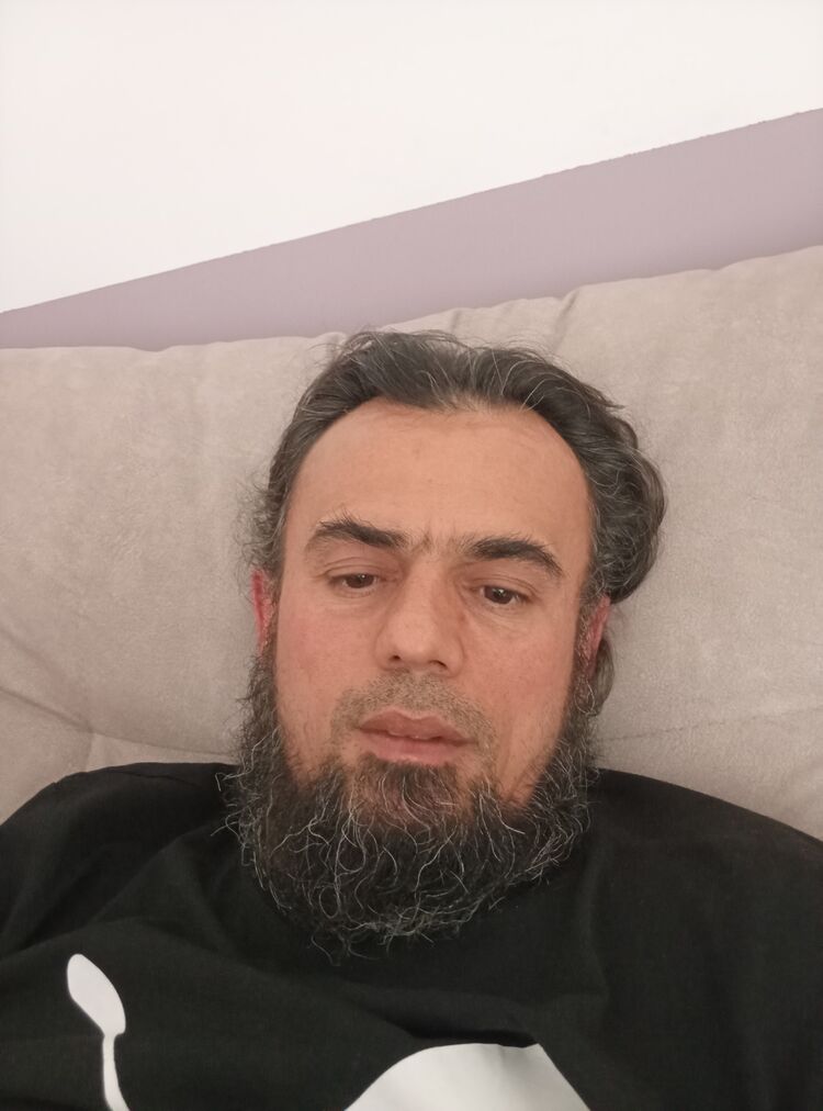  52672837  , 45 ,    