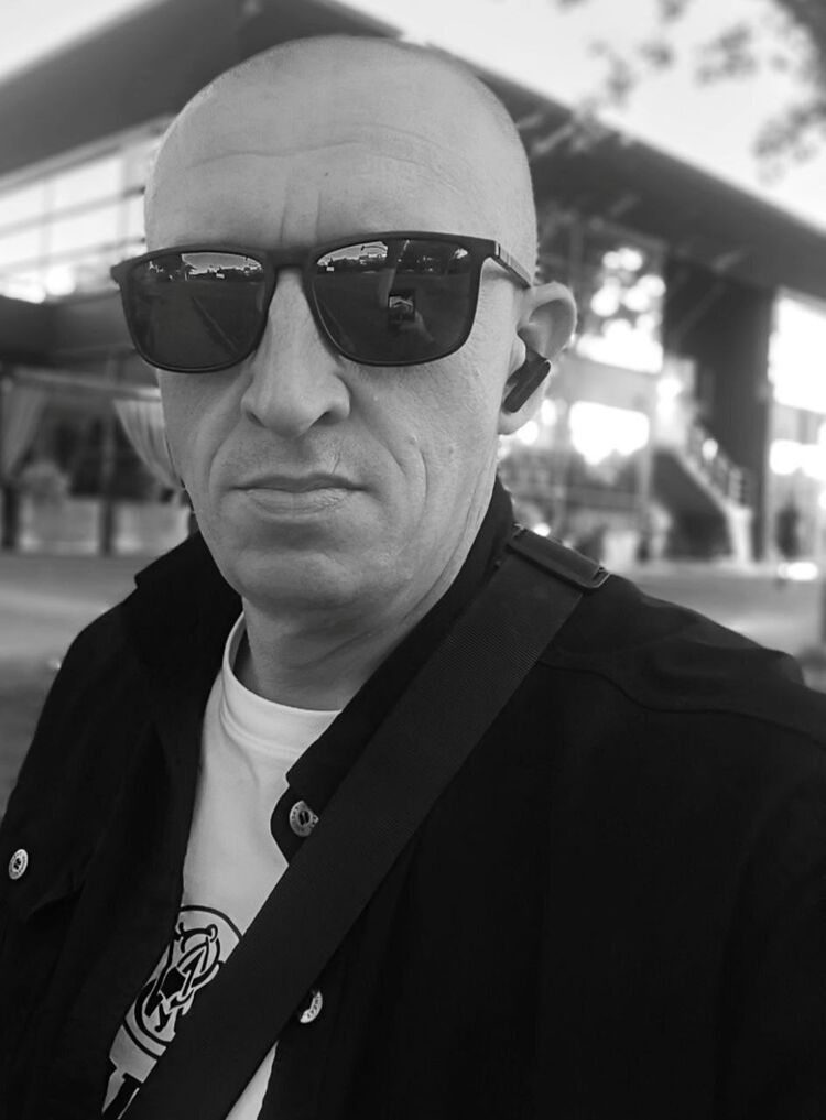  53951667  SERGHEI, 45 ,    