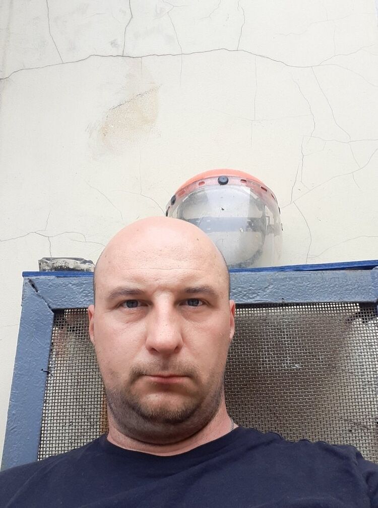  -,   , 42 ,     , c 