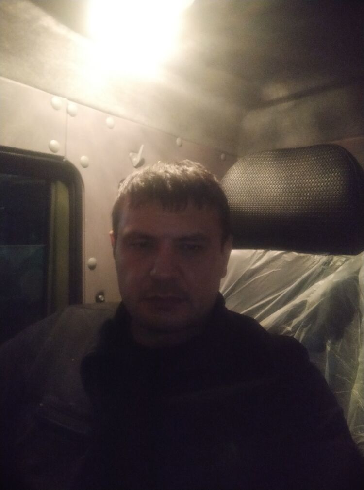  38742427  , 46 ,    