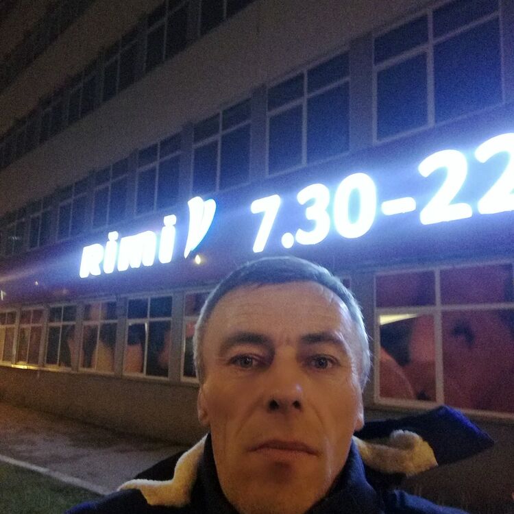  18764367  , 49 ,    